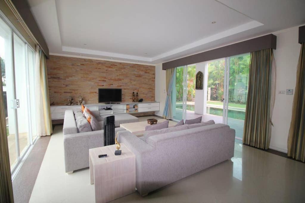 4 Bedroom Villa Kamala Beach Phuket Ngoại thất bức ảnh