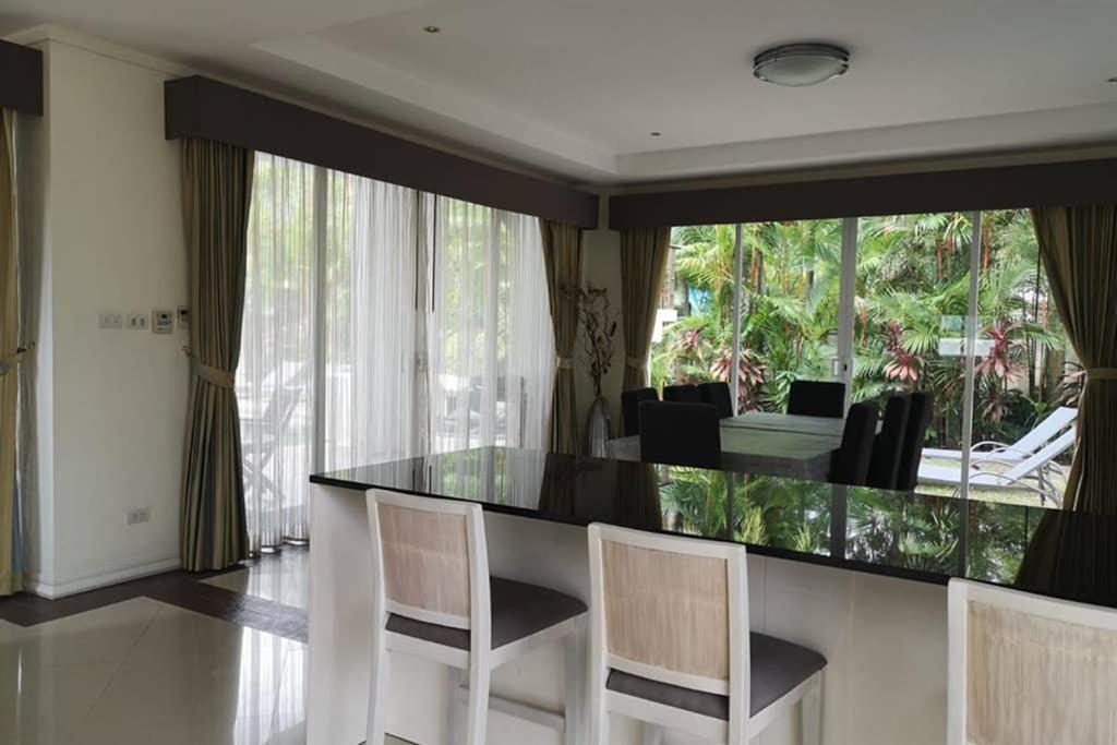 4 Bedroom Villa Kamala Beach Phuket Ngoại thất bức ảnh